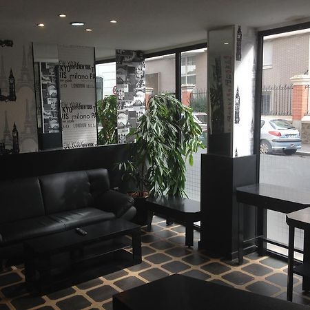 Hotel Paname Clichy Exterior foto